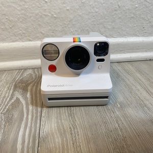 Polaroid Now Camera in perfect condition!